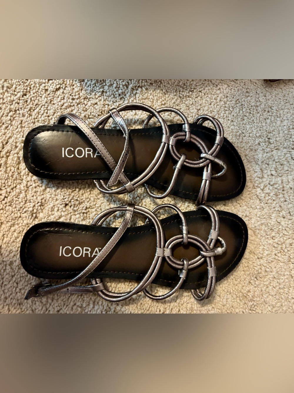 Icora Metallic Gray Strappy Women's Sandals